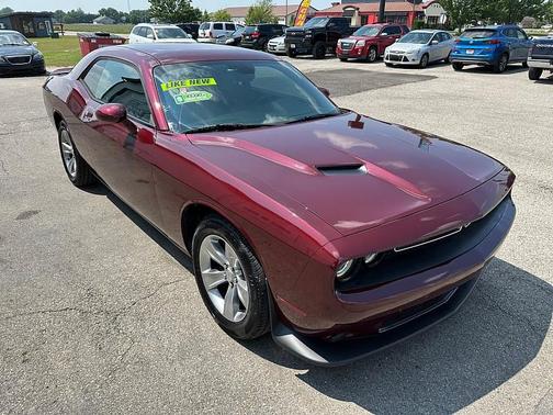 2017 Dodge Challenger SXT