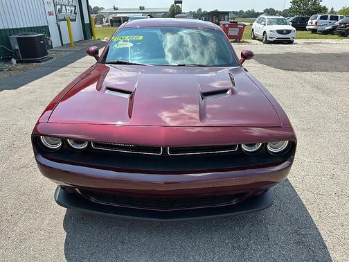 2017 Dodge Challenger SXT