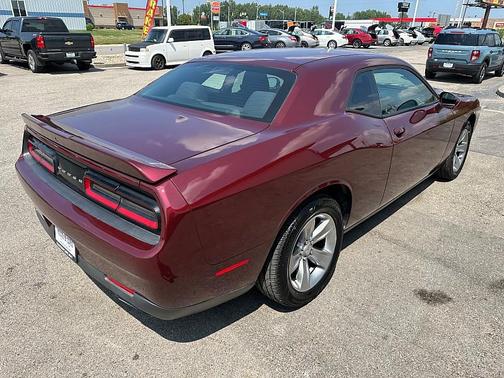 2017 Dodge Challenger SXT