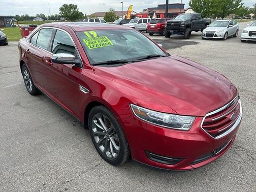 2018 Ford Taurus Limited