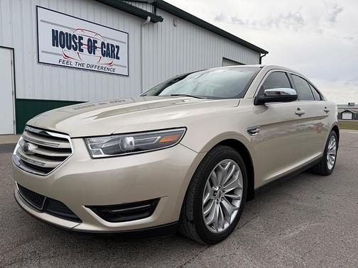 White Gold Metallic 2017 Ford Taurus Limited