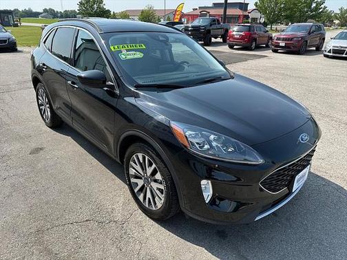 2022 Ford Escape Titanium