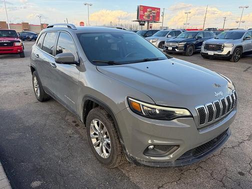 2021 Jeep Cherokee Latitude Lux