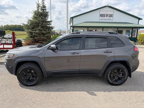 2019 Jeep Cherokee Trailhawk