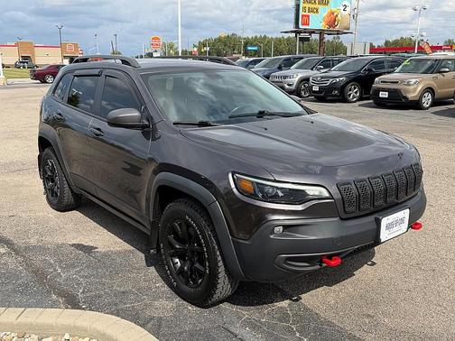 2019 Jeep Cherokee Trailhawk