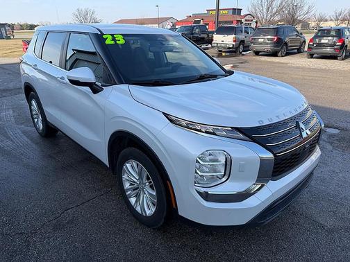 2023 Mitsubishi Outlander ES 2.5 S-AWC