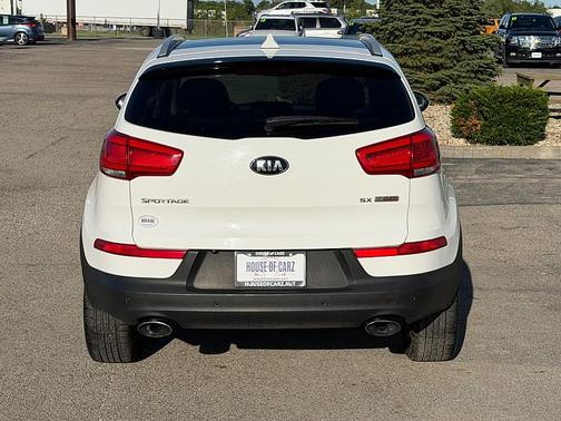Clear White 2014 Kia Sportage SX