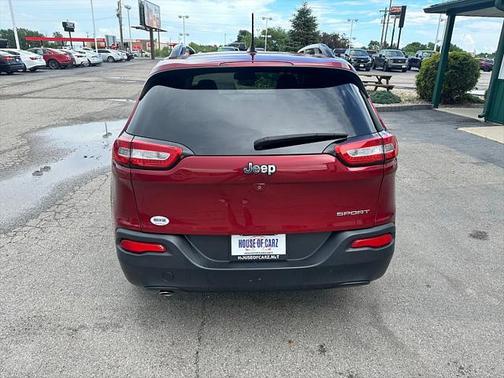 2017 Jeep Cherokee Sport