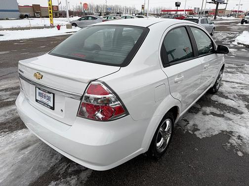 2010 Chevrolet Aveo LT