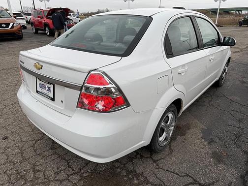 2010 Chevrolet Aveo LT