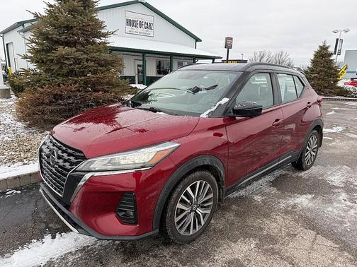 2021 Nissan Kicks SR