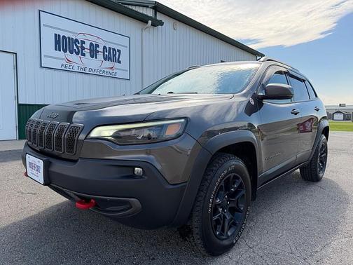 Granite Crystal Metallic 2020 Jeep Cherokee Trailhawk Elite