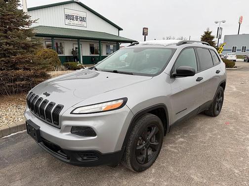2016 Jeep Cherokee Sport