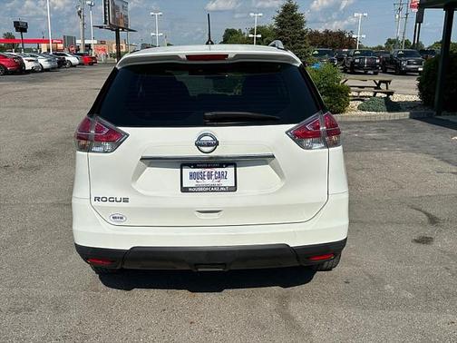 2016 Nissan Rogue SV