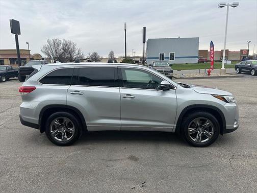 2017 Toyota Highlander Limited