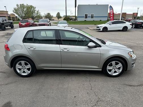 2017 Volkswagen Golf TSI Wolfsburg Edition 4-Door