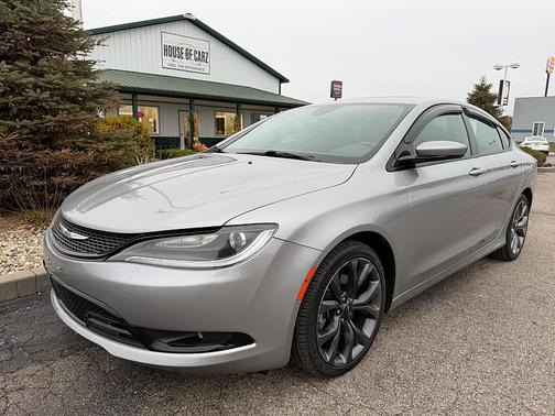2015 Chrysler 200 S