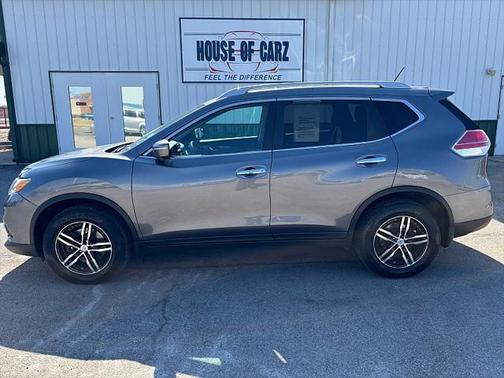 2015 Nissan Rogue SV