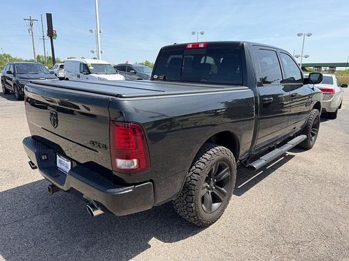 BLK 2017 RAM 1500 Sport