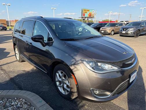 2018 Chrysler Pacifica Touring-L Plus