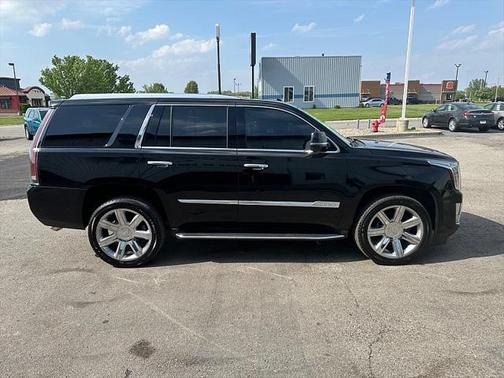 2017 Cadillac Escalade Luxury