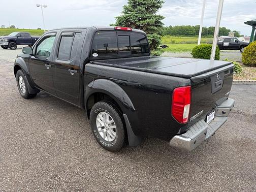 BLK 2014 Nissan Frontier SV