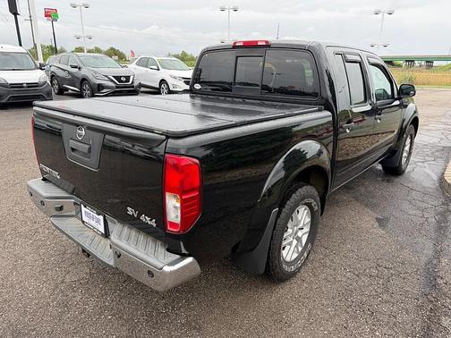 BLK 2014 Nissan Frontier SV