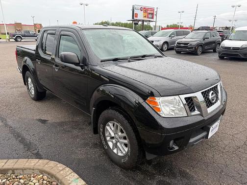 BLK 2014 Nissan Frontier SV