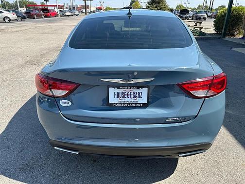 2015 Chrysler 200 S