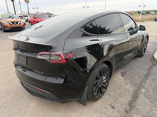 2022 Tesla Model Y Performance Dual Motor All-Wheel Drive