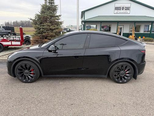 2022 Tesla Model Y Performance Dual Motor All-Wheel Drive