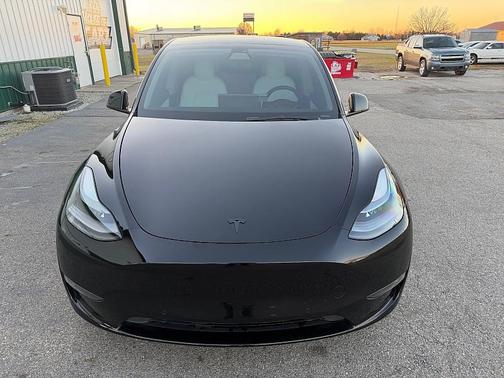 2022 Tesla Model Y Performance Dual Motor All-Wheel Drive