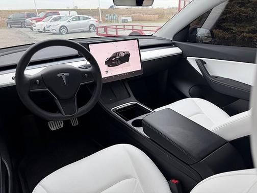 2022 Tesla Model Y Performance Dual Motor All-Wheel Drive