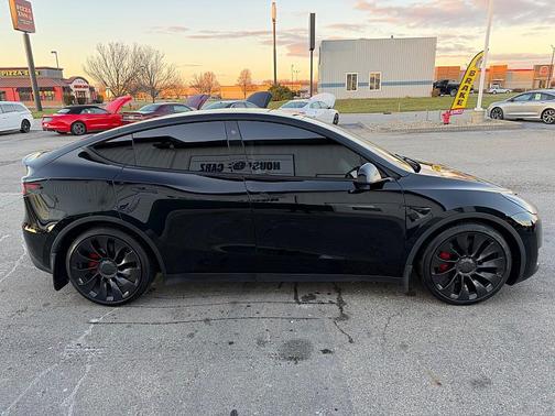 2022 Tesla Model Y Performance Dual Motor All-Wheel Drive