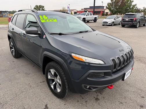 2016 Jeep Cherokee Trailhawk
