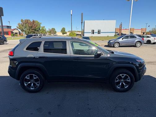 2016 Jeep Cherokee Trailhawk