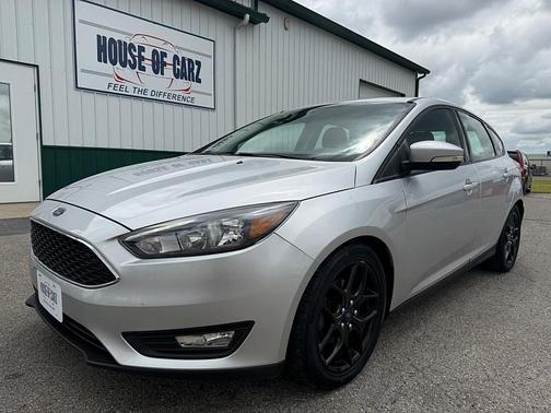 Ingot Silver 2016 Ford Focus SE