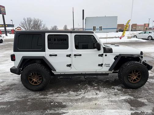 2018 Jeep Wrangler Unlimited Sahara