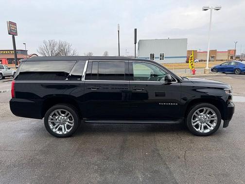 2019 Chevrolet Suburban LT
