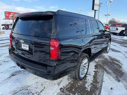 2019 Chevrolet Suburban LT