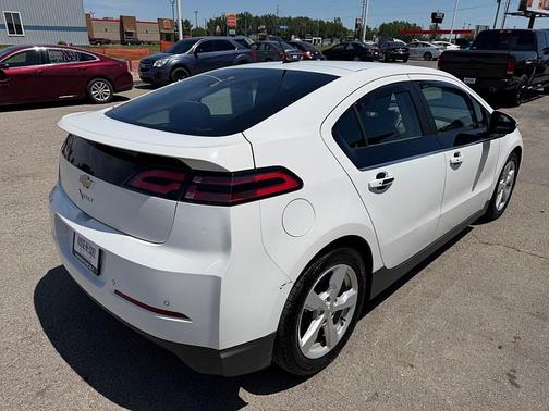 WHT 2014 Chevrolet Volt Base