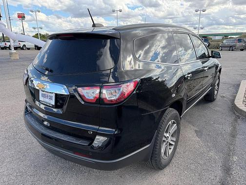 2017 Chevrolet Traverse 1LT