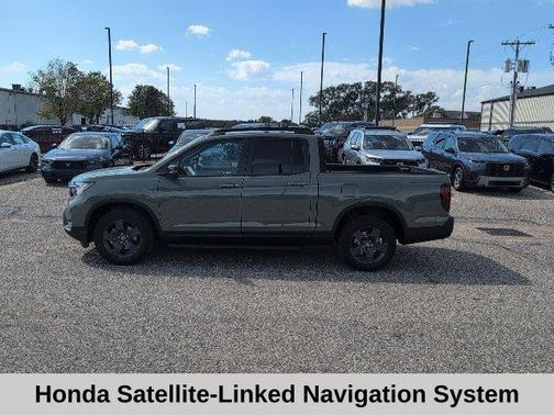 Crystal Black Pearl 2026 Honda Ridgeline TrailSport