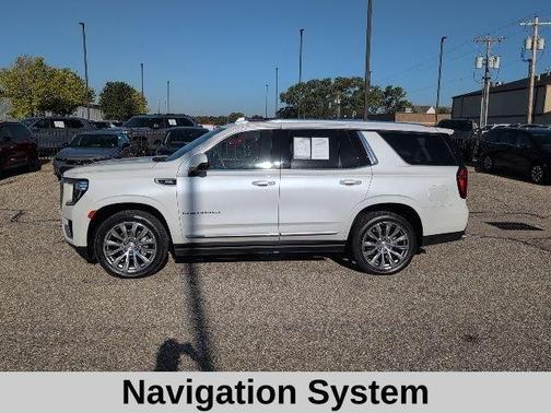 White Frost Tri-Coat 2022 GMC Yukon Denali