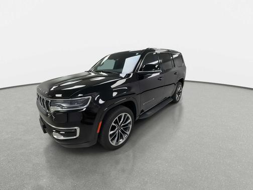 Diamond Black Crystal Pearlcoat 2023 Jeep Wagoneer Series II 4x4