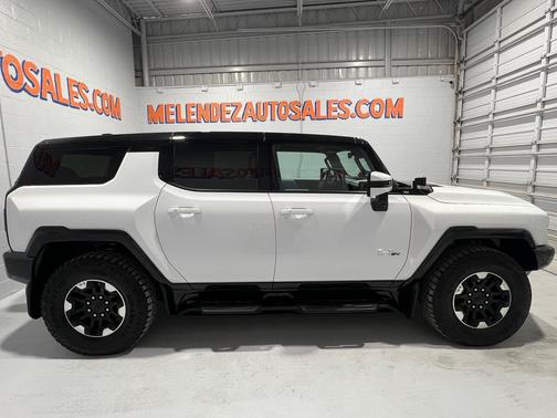 Interstellar White 2024 GMC HUMMER EV SUV 2X