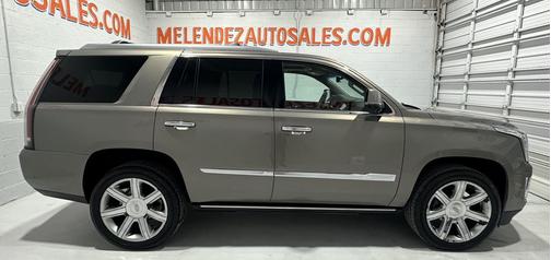 2017 Cadillac Escalade Premium Luxury