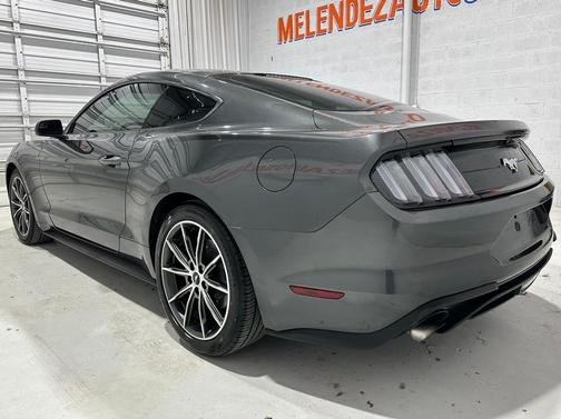 2018 Ford Mustang EcoBoost