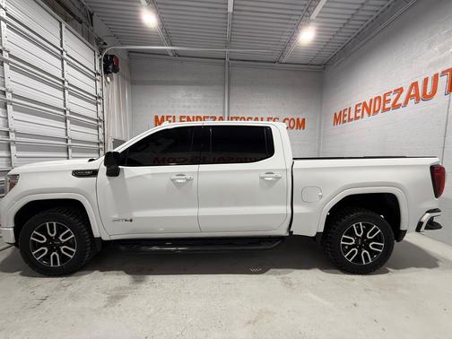 2022 GMC Sierra 1500 AT4