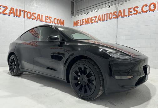 2023 Tesla Model Y Long Range Dual Motor All-Wheel Drive